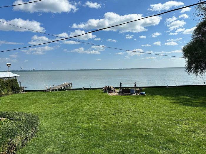 Lakeview Motel (OYO Hotel Lakeview) - Real Estate Photos (newer photo)